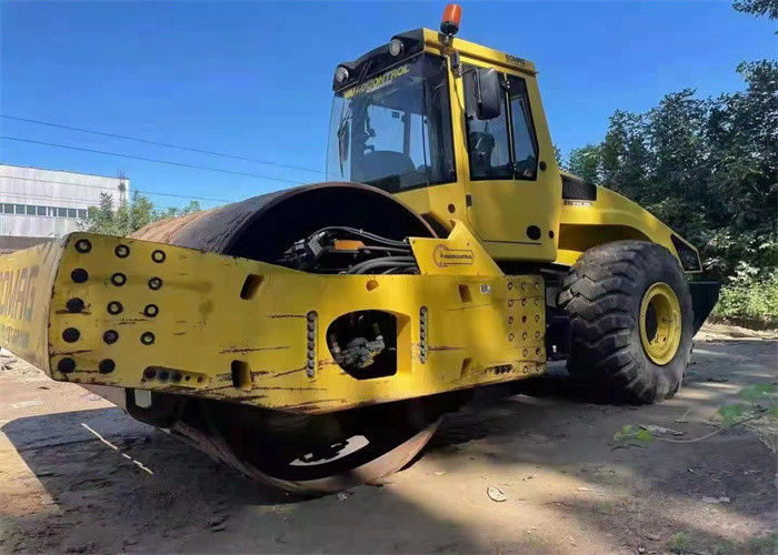 25 تن استفاده شده کمپکتور ماشین Bomag BW 226 DH-4 Bvc تک رولر درام