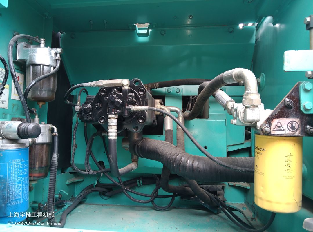 170 KN Tear Out Kobelco Sk250d Excavator وزن 24.7t قدرت موتور 131kW
