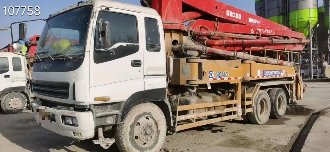 6×4 یا 8×4 درایو آماده برای کار XCMG. HB37A 37 متر کامیون پمپ بتن برای تحویل بتن و ریختن