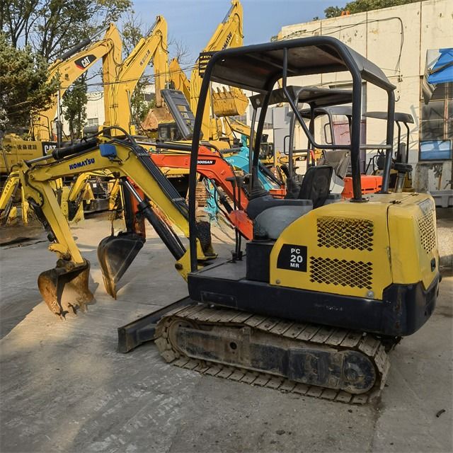 2 تن استفاده شده ژاپن Komatsu PC 20 MR Excavator خزنده با ساعات کاری کم و ایده آل