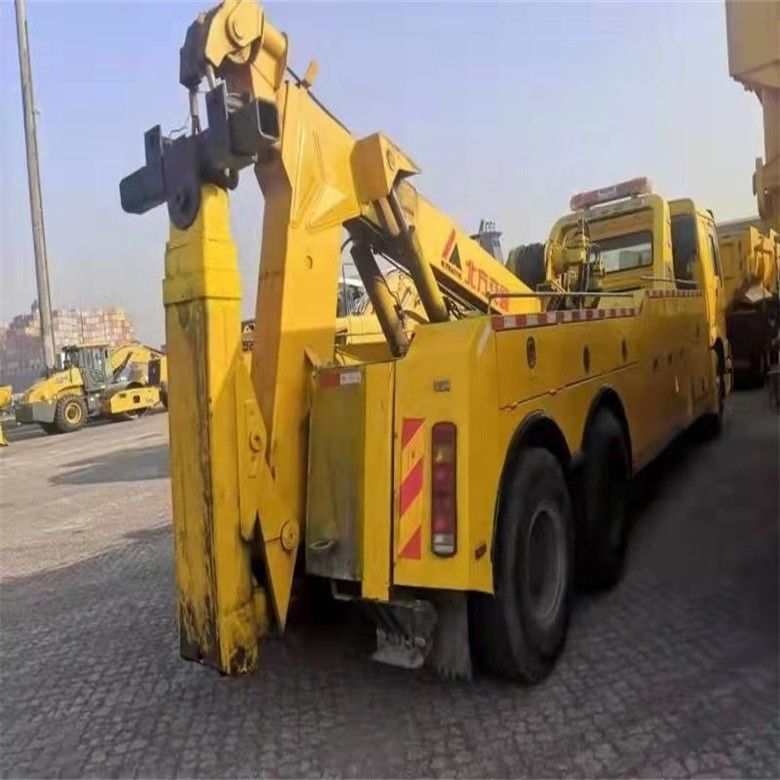 ساعت های کمتر استفاده شده Howo 6*4 Wrecker Tow Truck 8*4 بدن بکش با گواهینامه ISO9001 / CCC