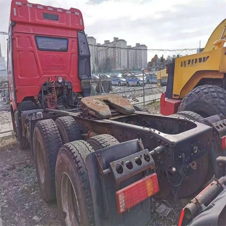 تراکتور 6x4 با انتقال دستی و حالت خوب