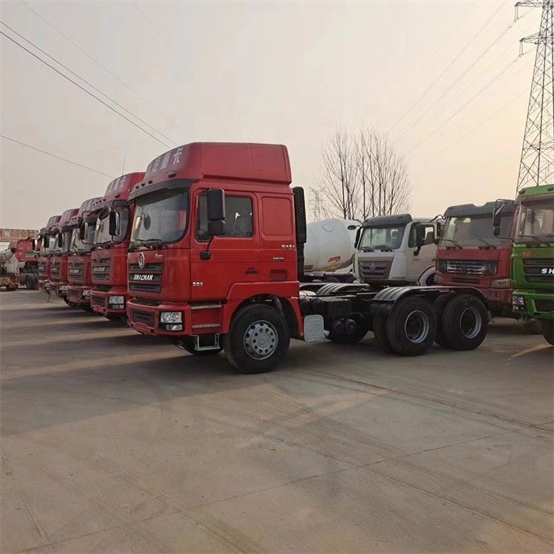 شاکمن / FAW / شاکمن / Beiben / Sinotruck Howo استفاده شده LHD و RHD تک ردیف 6x4 سر تراکتور