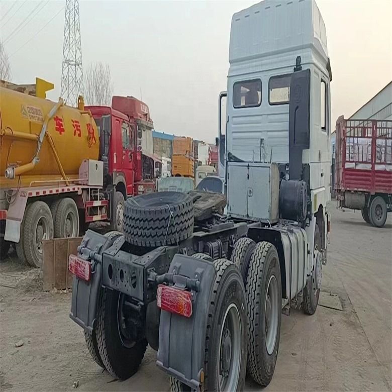 شاکمن دست دوم 6 X 4 ADE X3000 با صندلی راننده و گیرنده دستی