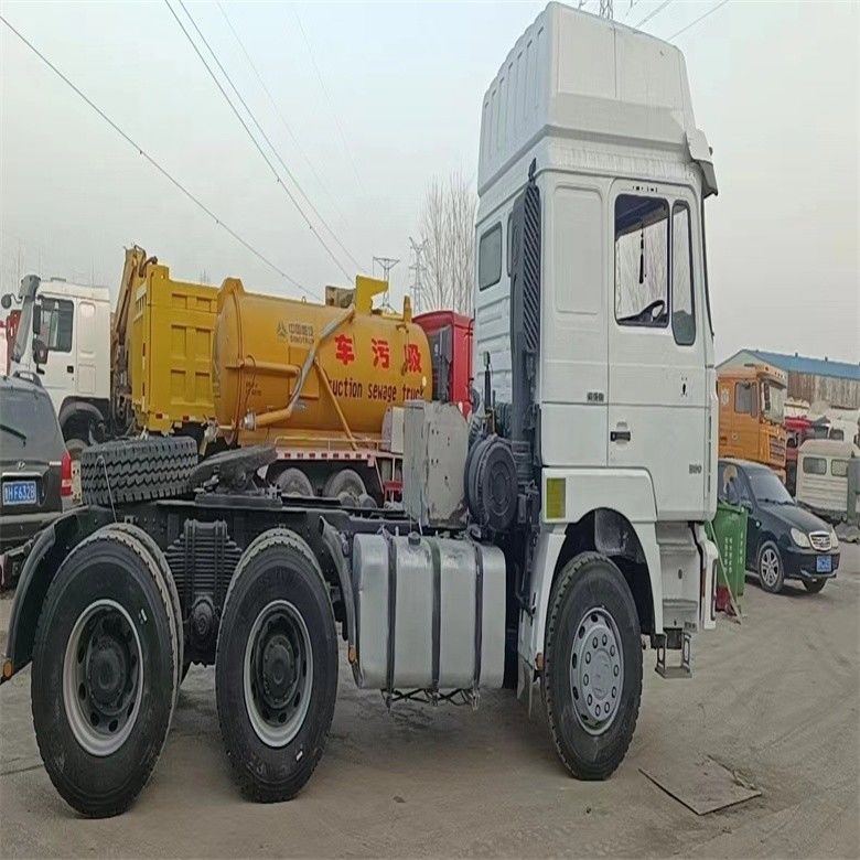 شاکمن دست دوم 6 X 4 ADE X3000 با صندلی راننده و گیرنده دستی