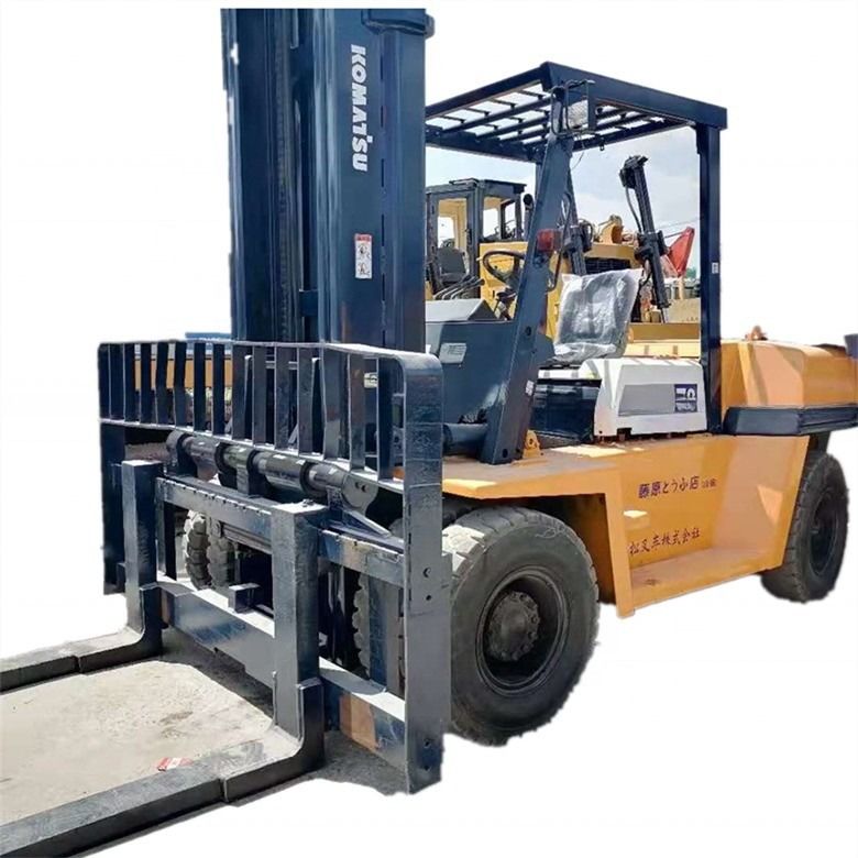 دست دوم ژاپنی ساخته شده Komatsu FD70 دیزل فولکلور با و 7000kg ظرفیت بارگیری