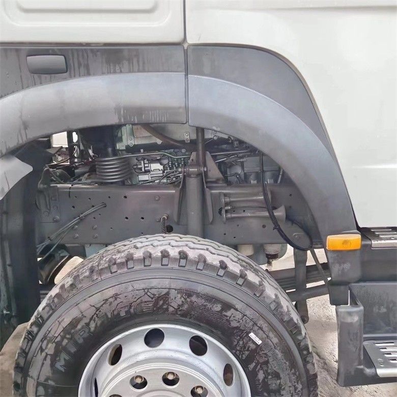 سیستم چند رسانه ای مجهز به 6x4 Howo Dump Truck Sinotruck 371 LHD با فرمان سمت چپ