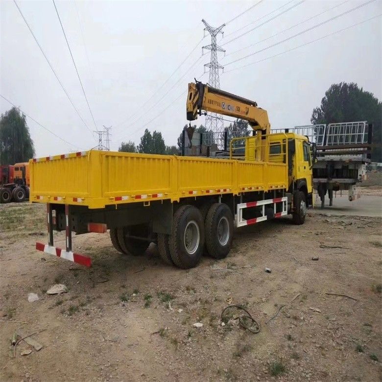جرثقیل موتور Sinotruk WD615 مدل 10 تن کامیون نصب شده با سیلندر هیدرولیک اصلی