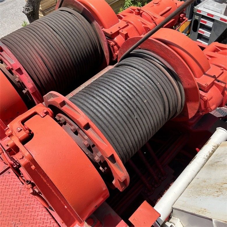 139.8kw قدرت ناخالص Tadano TR-500EX جرثقیل استفاده شده با ظرفیت 50 تن و ظرفیت سوخت 250 لیتر