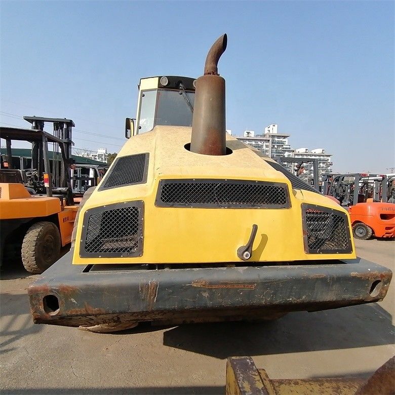 محبوبیت زیادی از BW 226DH-4 Compactor Bomag با 2000-2100 ساعت کار لذت می برد
