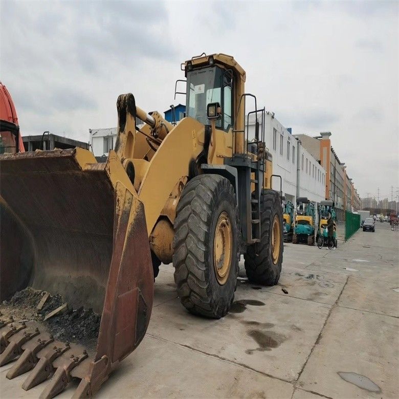 ساخت و ساز 12 تن استفاده شده Komatsu WA600-3 چرخ بارگیری 600 مدل سنگین پیش سر بارگیری WA600-6