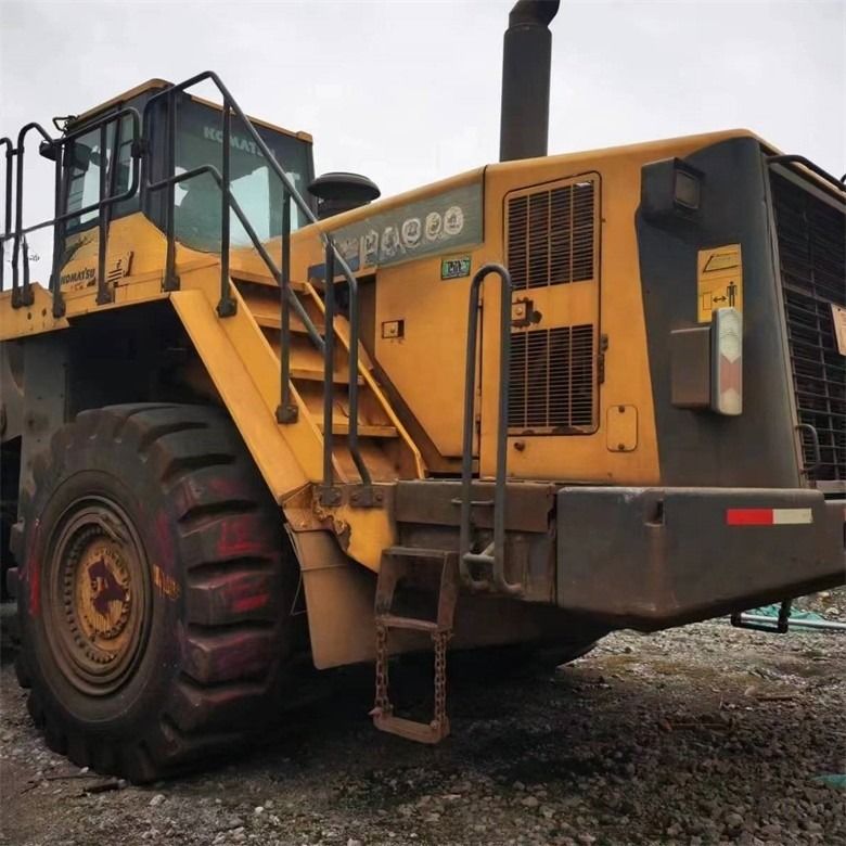 خرده فروشی WA600-6 بارگیری چرخ استفاده شده Komatsu WA600-3 بارگیری دست دوم در وضعیت خوب