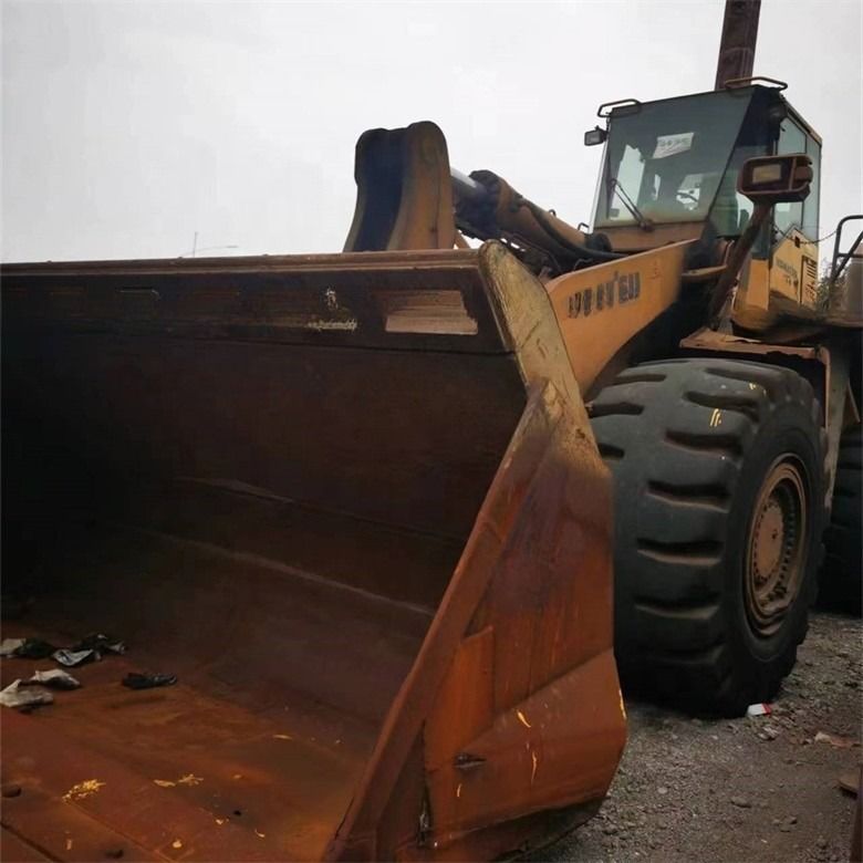 خرده فروشی WA600-6 بارگیری چرخ استفاده شده Komatsu WA600-3 بارگیری دست دوم در وضعیت خوب