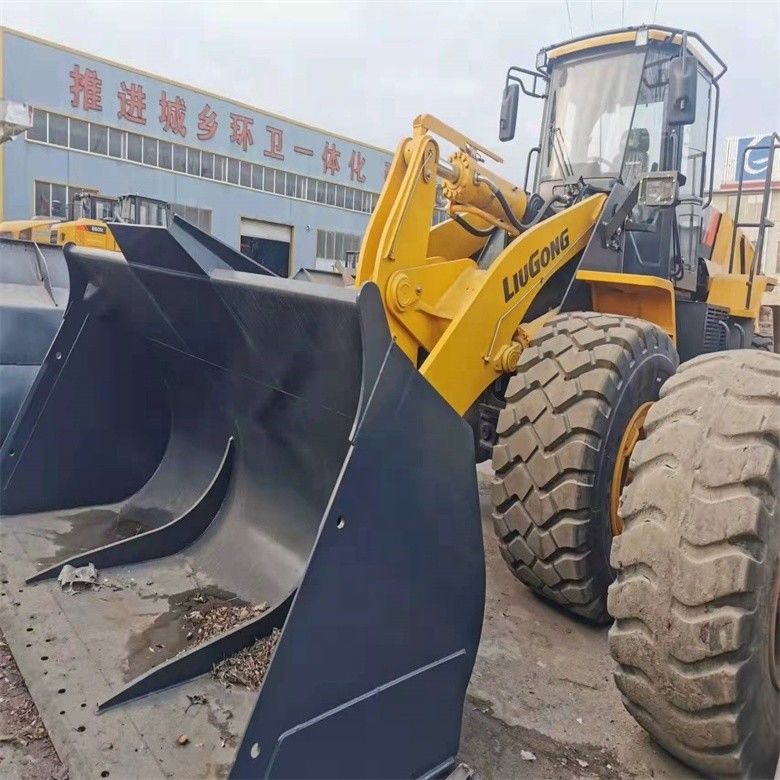 LIUGONG 870H بارگذاری چرخ 7 تن با ساعات کاری کم و پمپ هیدرولیک اصلی