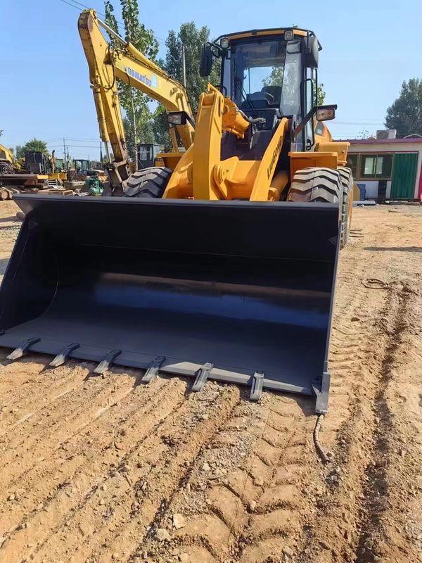 Liugong 856H بارگذاری چرخ 5 تن 6 سیلندر 1.8-5.6 m3 ظرفیت سطل برای 1 سال
