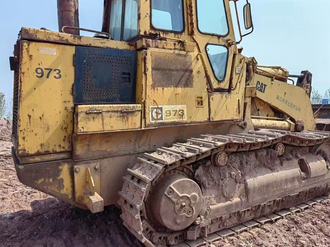 بارگذاری چرخ ژاپنی استفاده شده برای عملیات صاف و متحرک CAT 973
