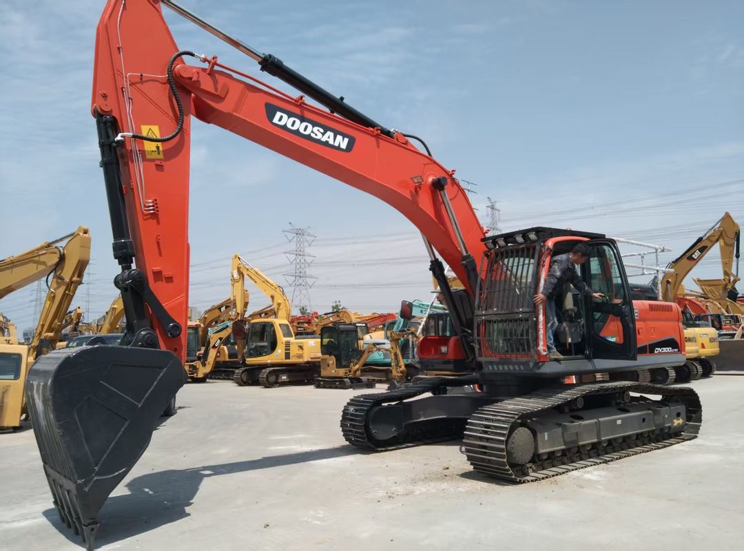استفاده شده Doosan Crawler Excavator DX300LC-9C ارتفاع حمل و نقل 3.475M عملکرد بالا